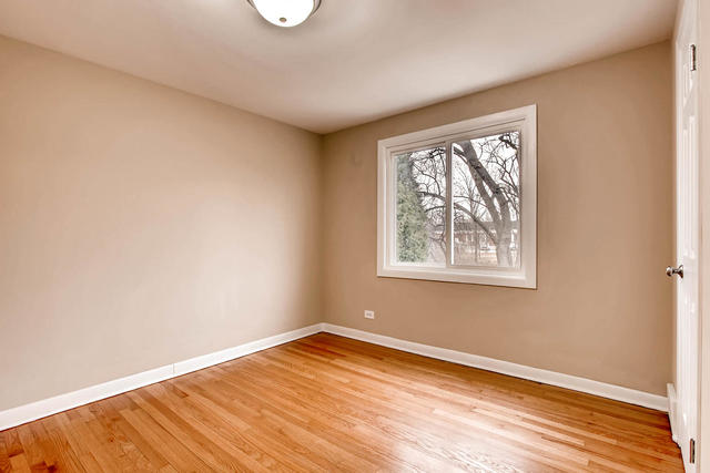 3725 Forest Ave, Brookfield, IL 60513 photo 9