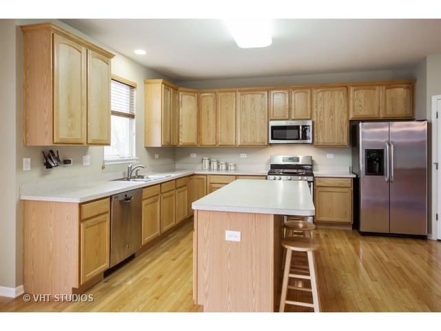 409 Hackney Ln, Oswego, IL 60543 photo 16