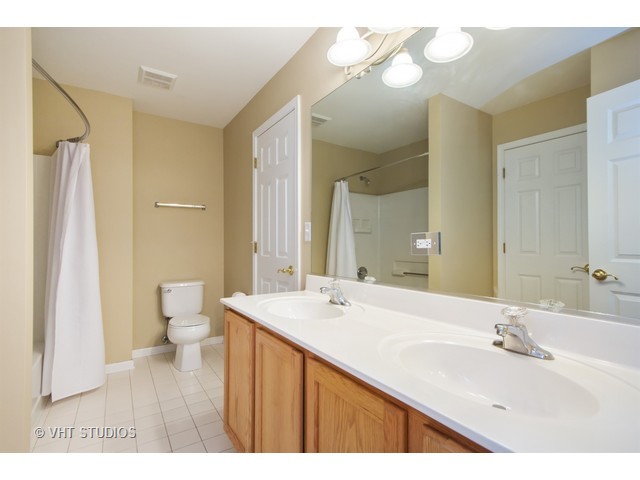 409 Hackney Ln, Oswego, IL 60543 photo 18