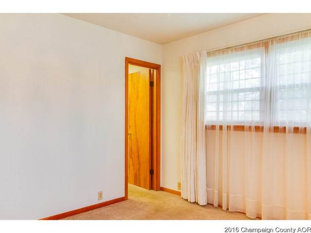 406 E Main St, Royal, IL 61871 photo 19