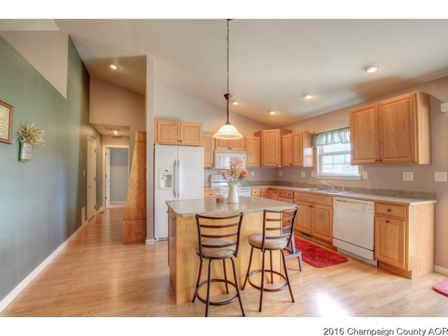 405 Rocket Rd, Tolono, IL 61880 photo 11