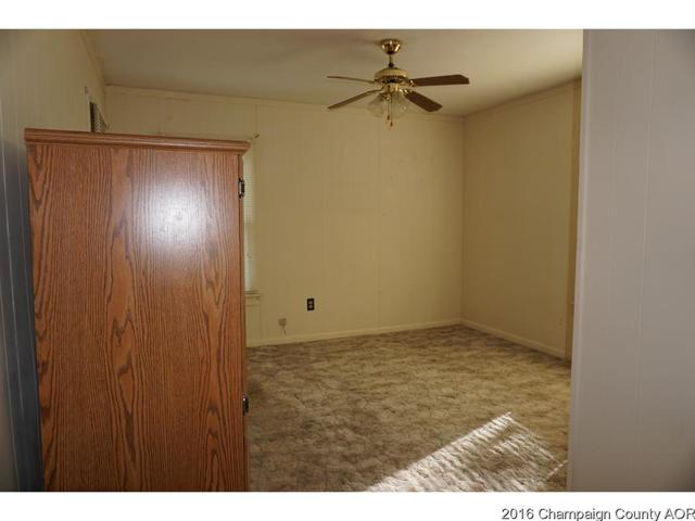 133 W Marshall, Bement, IL 61813 photo 16