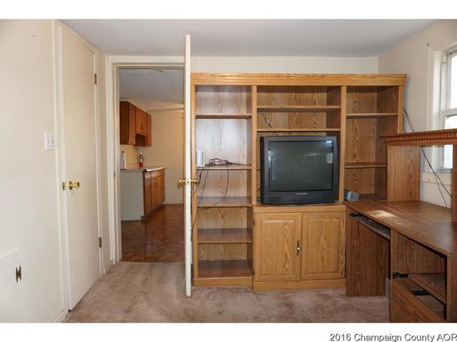 133 W Marshall, Bement, IL 61813 photo 18