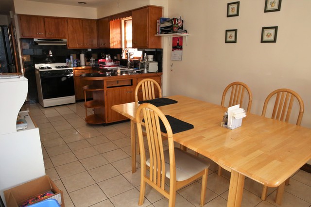 1942 Pine St, Des Plaines, IL 60018 photo 5