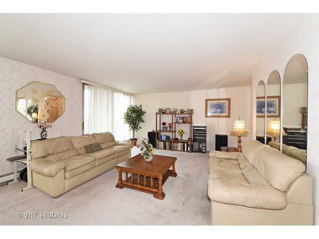 40 N Tower Rd N #9-E-E, Oak Brook, IL 60523 photo 2