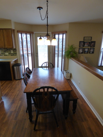 934 Hillside Ct, Bartlett, IL 60103 photo 7