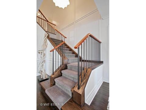 2883 Independence Ave, Glenview, IL 60026 photo 16