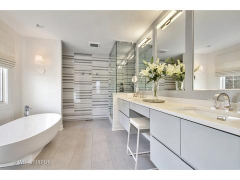 2883 Independence Ave, Glenview, IL 60026 photo 19