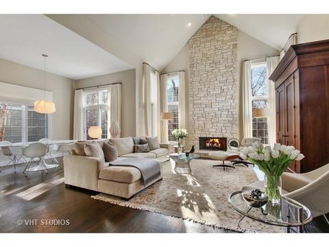 2883 Independence Ave, Glenview, IL 60026 photo 10