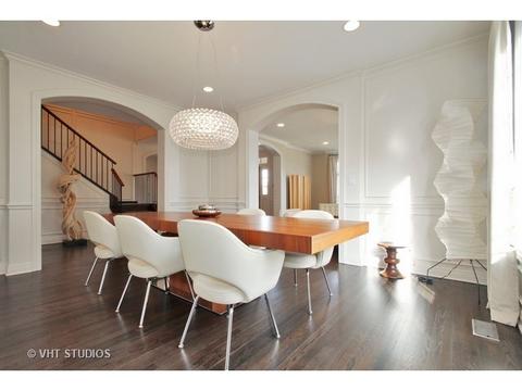 2883 Independence Ave, Glenview, IL 60026 photo 4