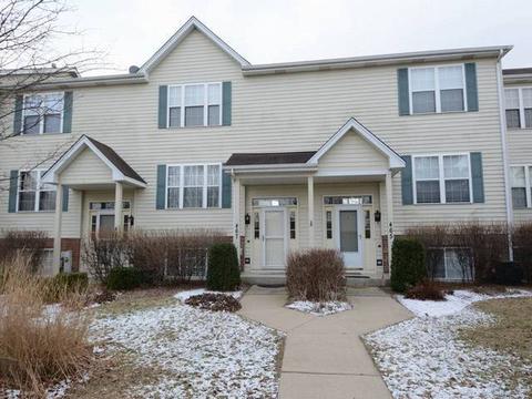 467 E Willow St, Elburn, IL 60119 photo 1