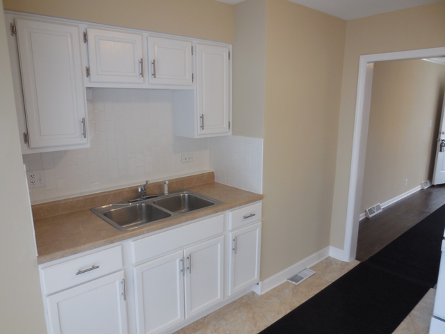 4437 Joliet Ave, Lyons, IL 60534 photo 6