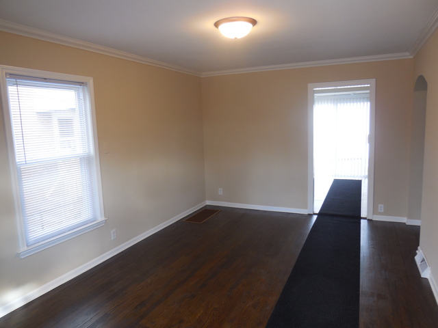 4437 Joliet Ave, Lyons, IL 60534 photo 5