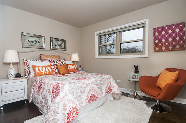 411 E Park Ave, Elmhurst, IL 60126 photo 9