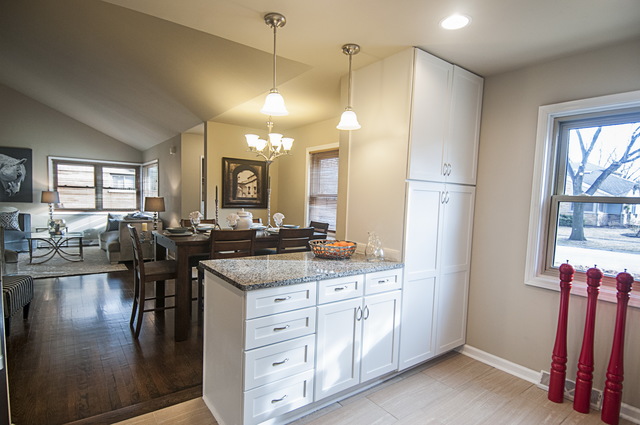411 E Park Ave, Elmhurst, IL 60126 photo 23