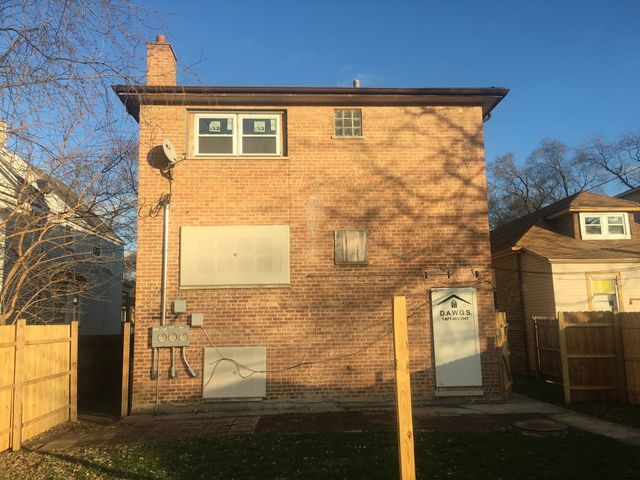 6818 S Artesian Ave, Chicago, IL 60629 photo 2