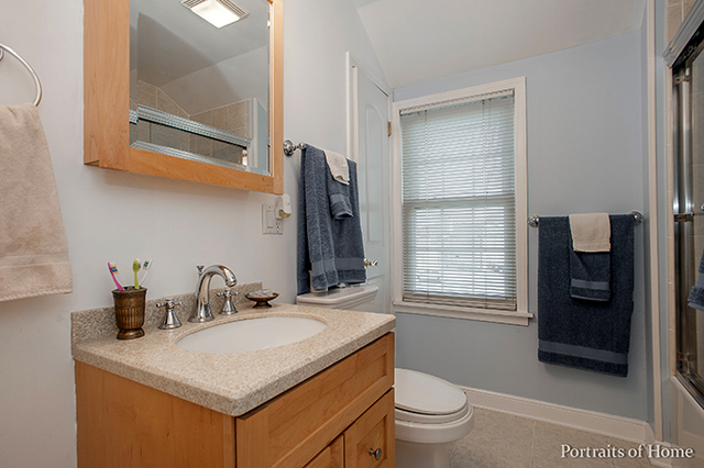 504 Kent Rd, Riverside, IL 60546 photo 16