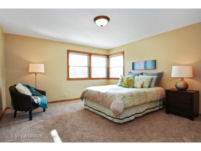 11556 S Artesian Ave, Chicago, IL 60655 photo 6