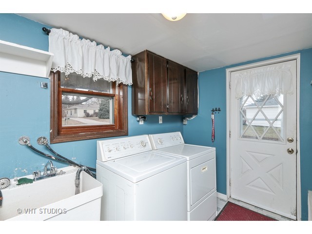 617 Columbus St, Mchenry, IL 60051 photo 11