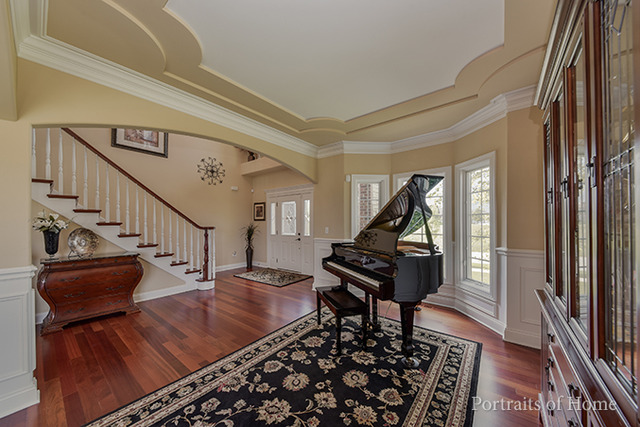 27015 Rustic Wood Ln, Plainfield, IL 60585 photo 3