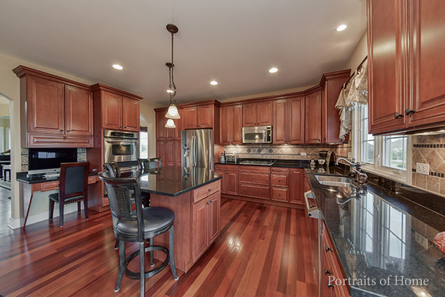 27015 Rustic Wood Ln, Plainfield, IL 60585 photo 5