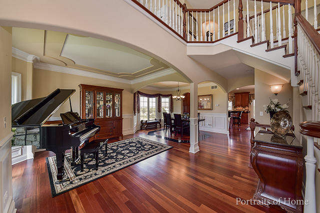 27015 Rustic Wood Ln, Plainfield, IL 60585 photo 2