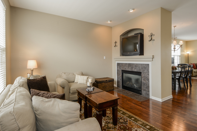 4232 Drexel Ave, Aurora, IL 60504 photo 9