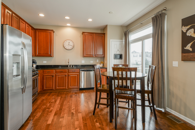 4232 Drexel Ave, Aurora, IL 60504 photo 7