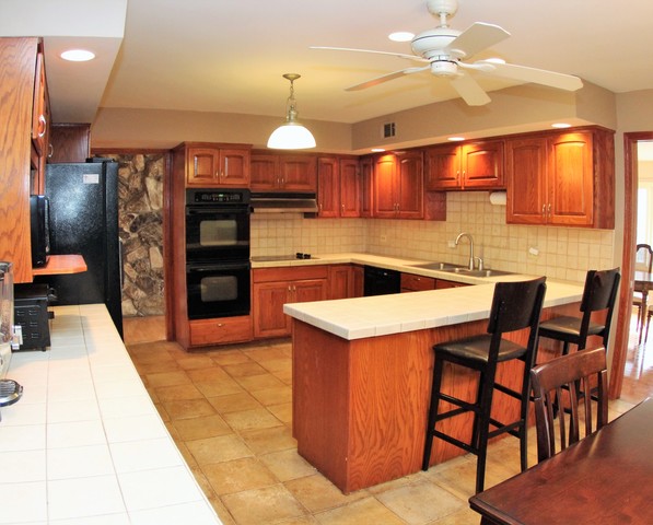 1215 Valley Rd, Bannockburn, IL 60015 photo 6