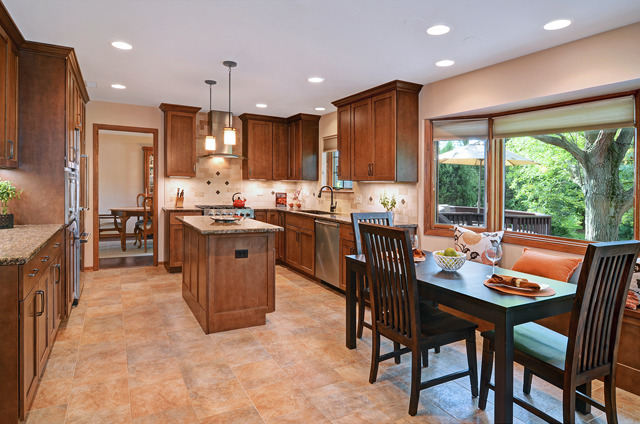 7724 Ridgewood Ln, Burr Ridge, IL 60527 photo 4