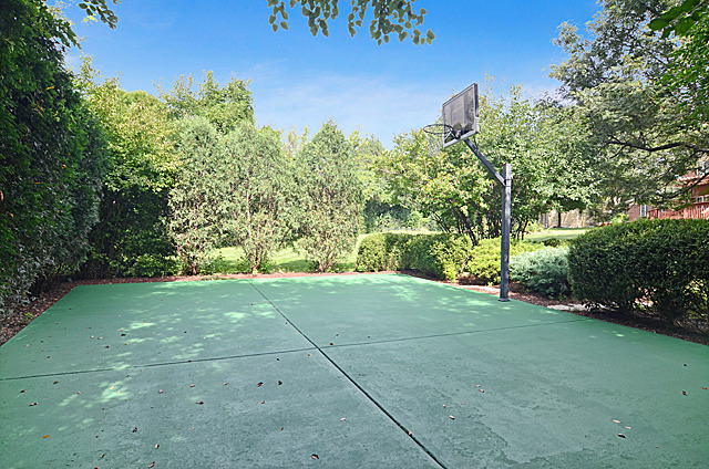 7724 Ridgewood Ln, Burr Ridge, IL 60527 photo 25