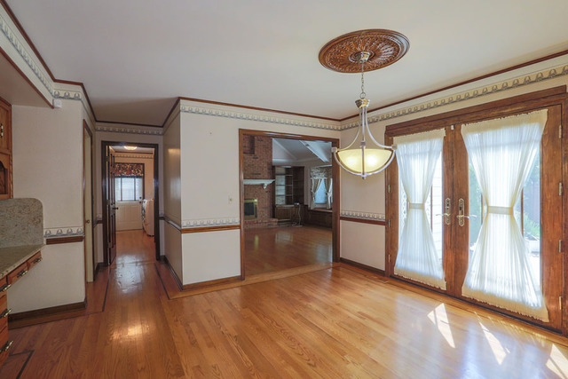 2113 University Dr, Naperville, IL 60565 photo 9