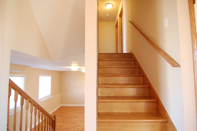 7013 Cornwall Dr, Joliet, IL 60431 photo 10