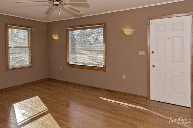 6204 Hillcrest Rd, Cary, IL 60013 photo 4