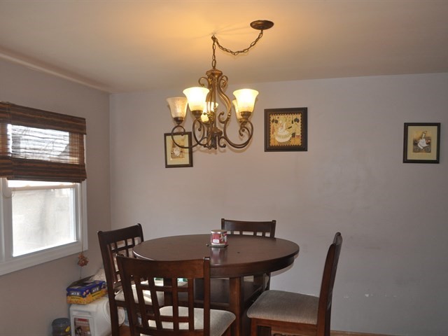 511 Konen Ave, Aurora, IL 60505 photo 6