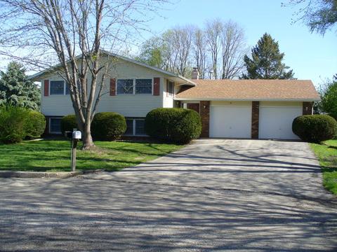 101 Clark St, Walnut, IL 61376 photo 2