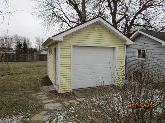 714 Willow St, Maple Park, IL 60151 photo 4