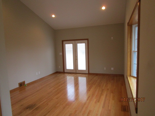 714 Willow St, Maple Park, IL 60151 photo 8