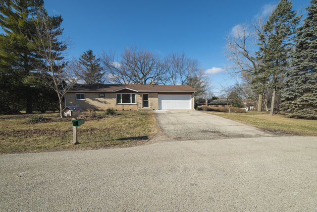 2721 Sequoia Dr, Mchenry, IL 60051 photo 1