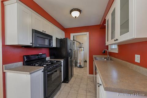 301 Mohawk Dr, Carol Stream, IL 60188 photo 5