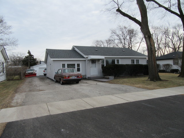 8013 Linder Ave, Burbank, IL 60459 photo 1