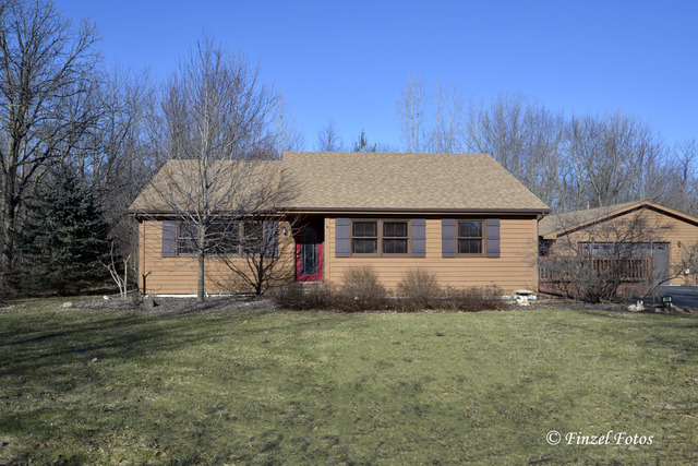 2006 Parker St, Mchenry, IL 60050 photo 1