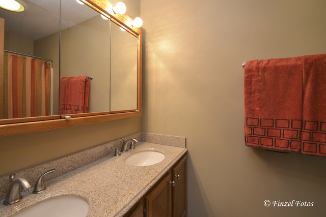 2006 Parker St, Mchenry, IL 60050 photo 11