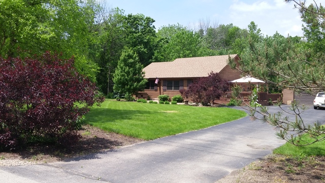 2006 Parker St, Mchenry, IL 60050 photo 2
