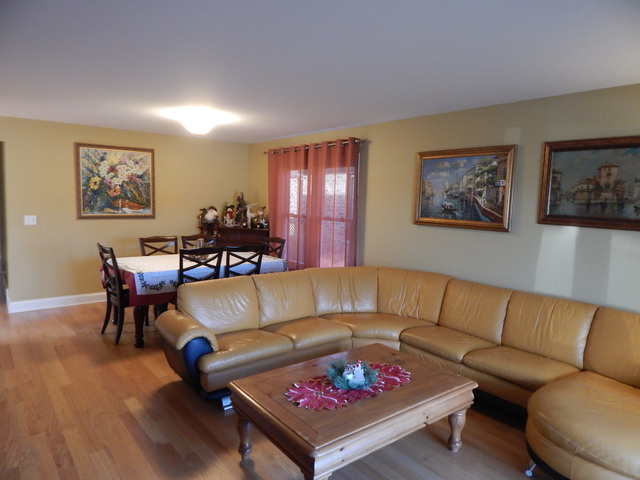4606 N Anthon Ave, Chicago, IL 60656 photo 3