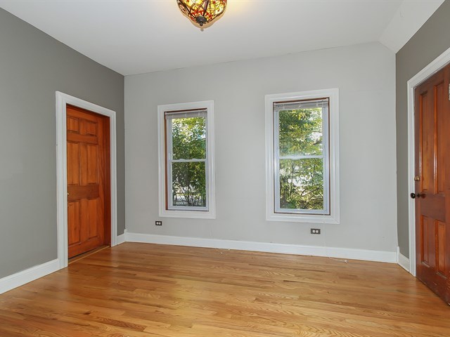 162 N Worth Ave, Elgin, IL 60123 photo 8