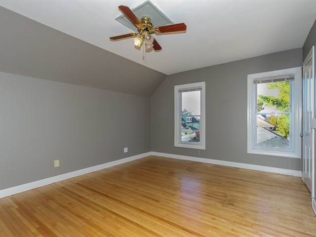 162 N Worth Ave, Elgin, IL 60123 photo 20