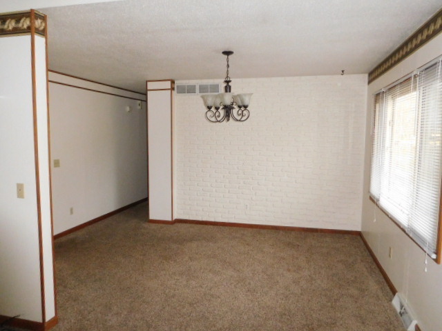 1902 Sumac Dr, Champaign, IL 61821 photo 7