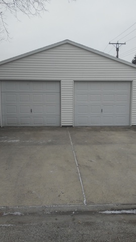 601 E Norris Dr, Ottawa, IL 61350 photo 3