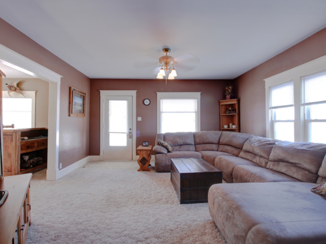 208 N Leney St, Ogden, IL 61859 photo 3